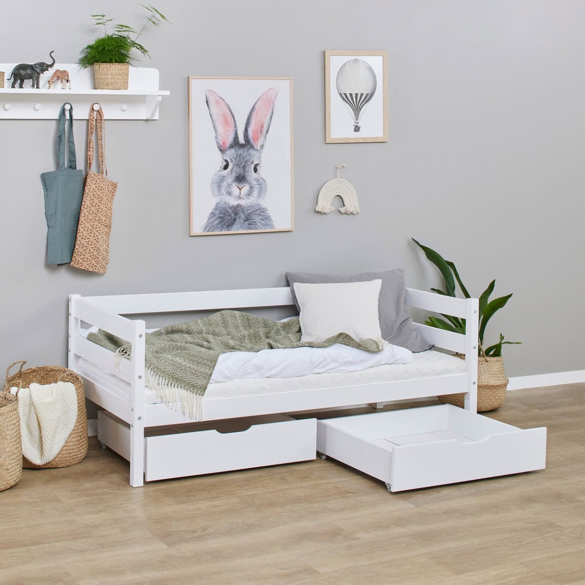 Hoppekids Shorty Daybed with Drawers – White
