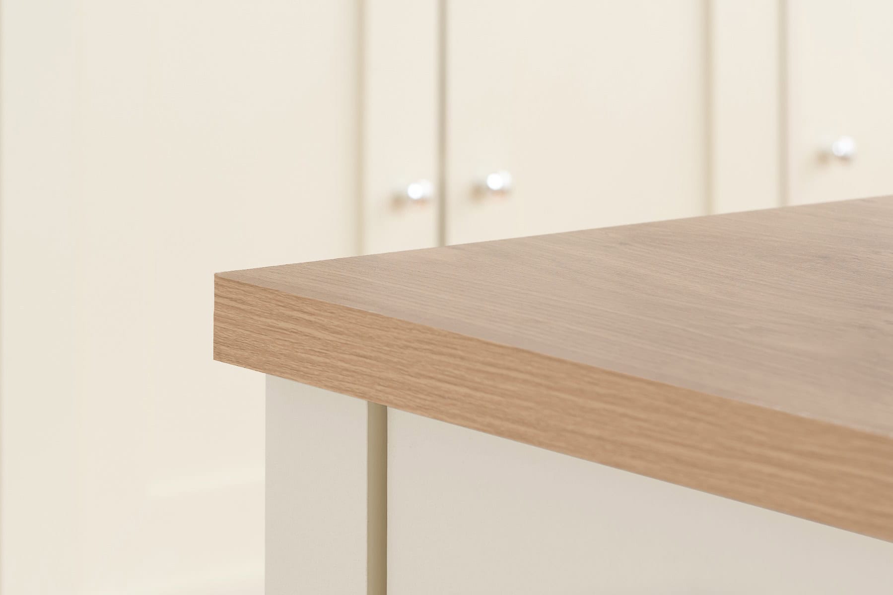 Highgate Small TV Unit - Cream & Oak - Image 2