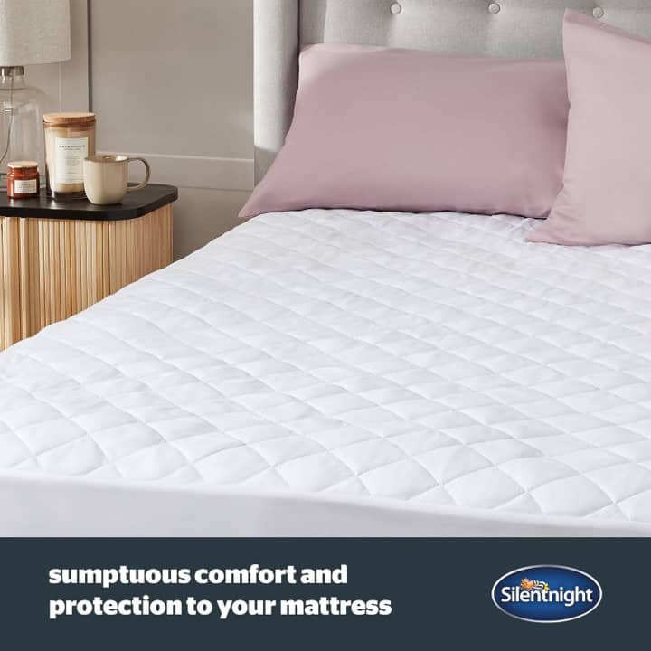 Silentnight Soft as Silk Mattress Protector - 4ft6 Double - Image 2