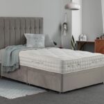 4ft6 Thetford 4000 Divan Bed - Image 1