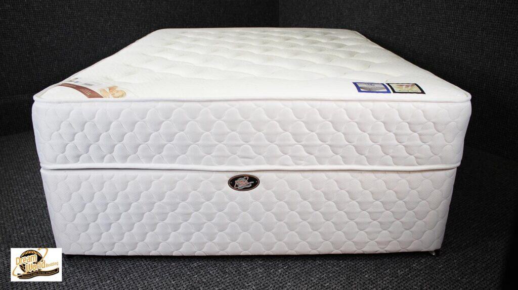 Dreamworld 4ft6 Master Memory Divan Bed