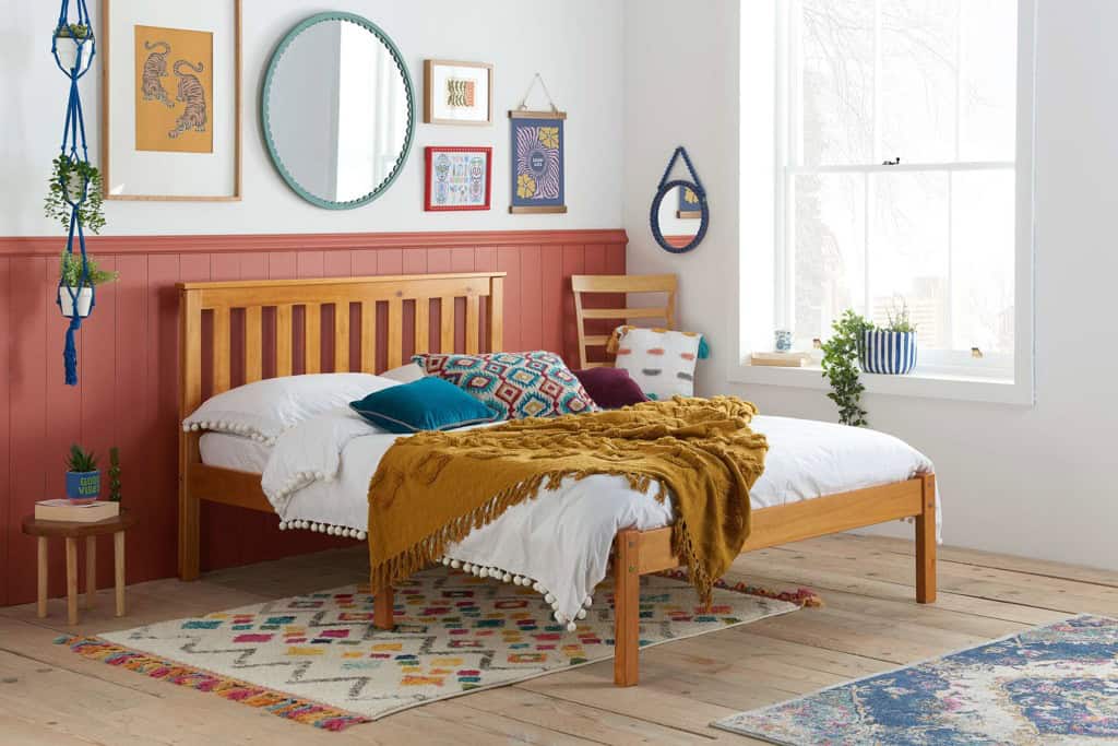 Denver 5ft Bedframe – Pine