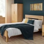 Contour 6 Drawer Wide Chest - Waxed Oak - Image 4