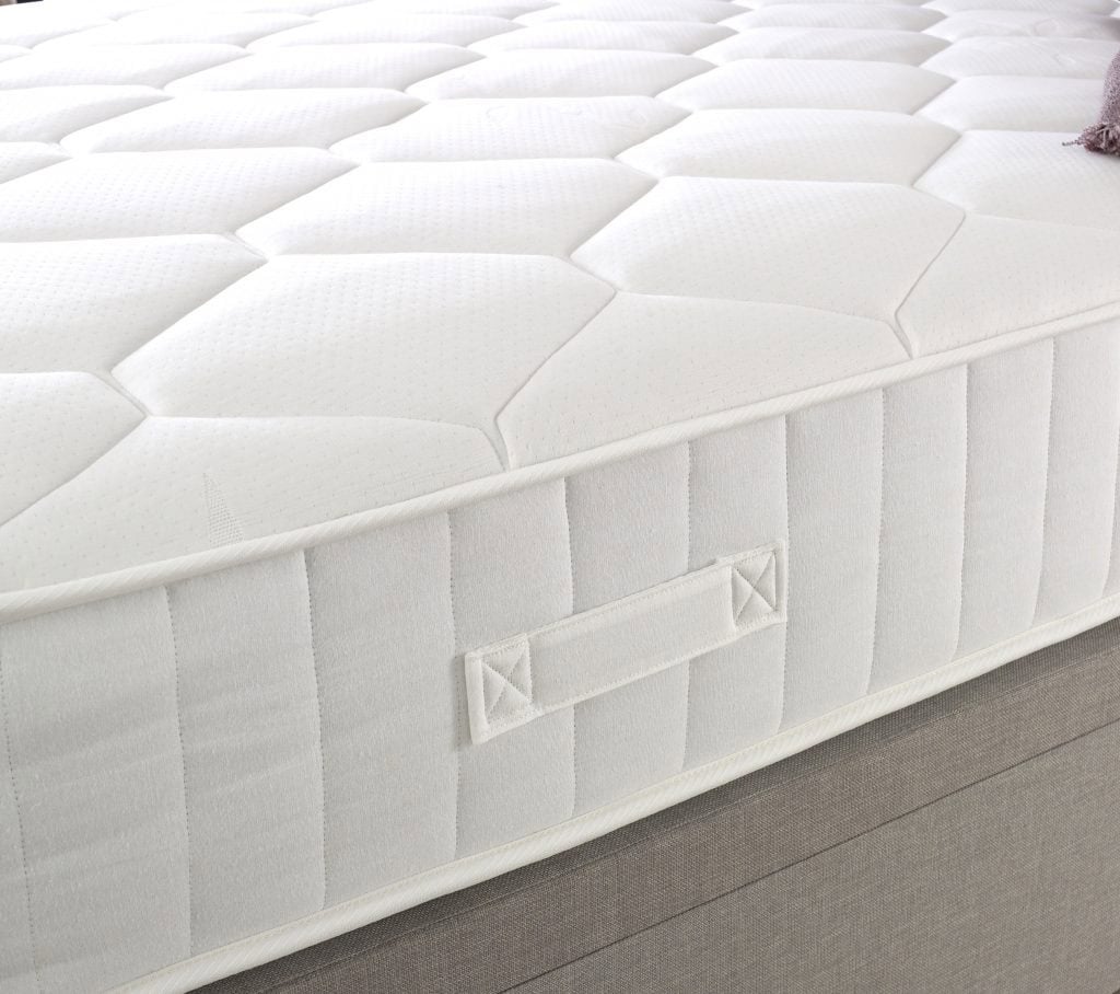 Shire 4ft Pocket Quilted 1000 Mattress - Image 4