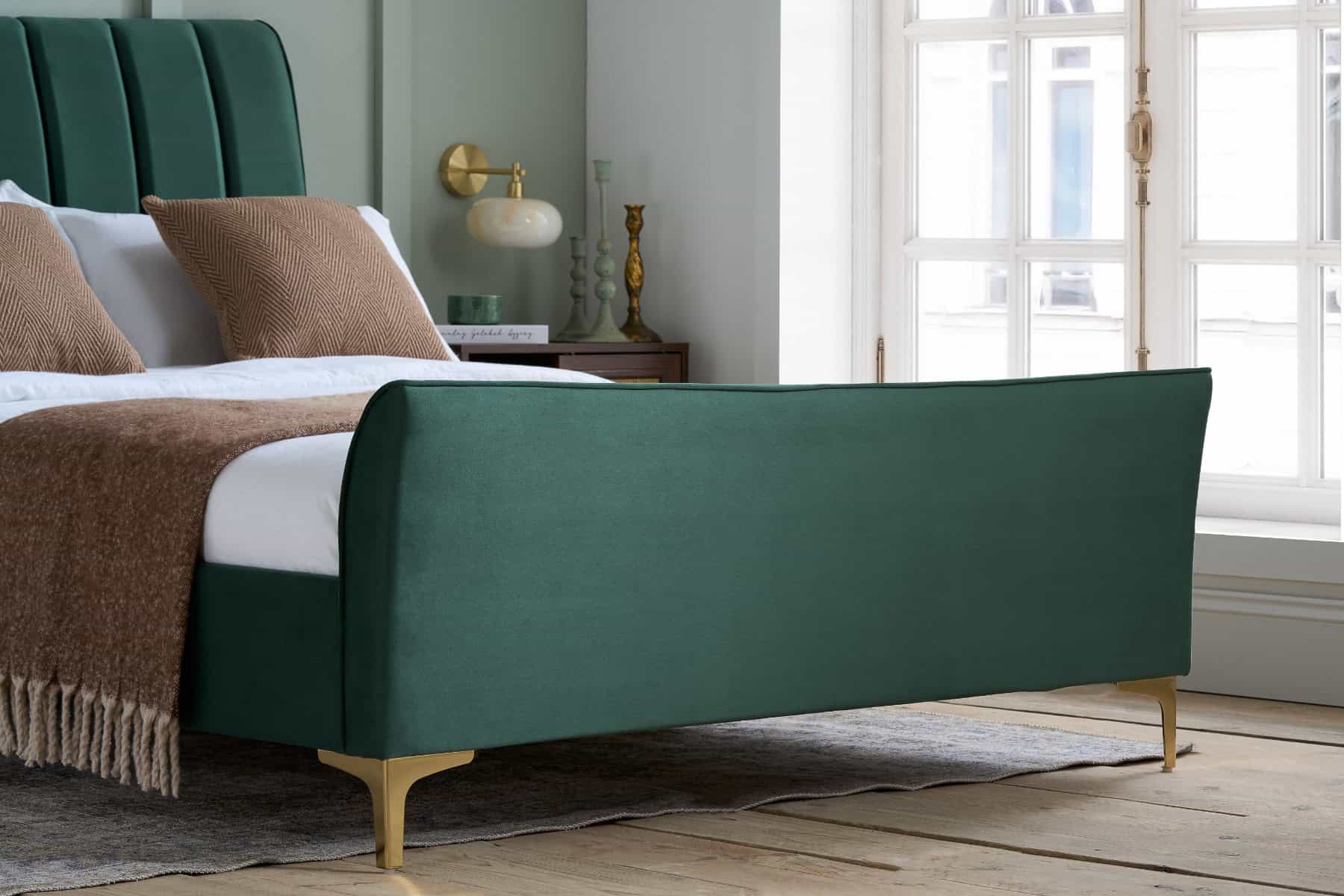 Clover 5ft Bed - Green Velvet - Image 3