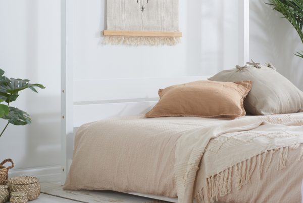 135cm Darwin Bed - White - Image 3