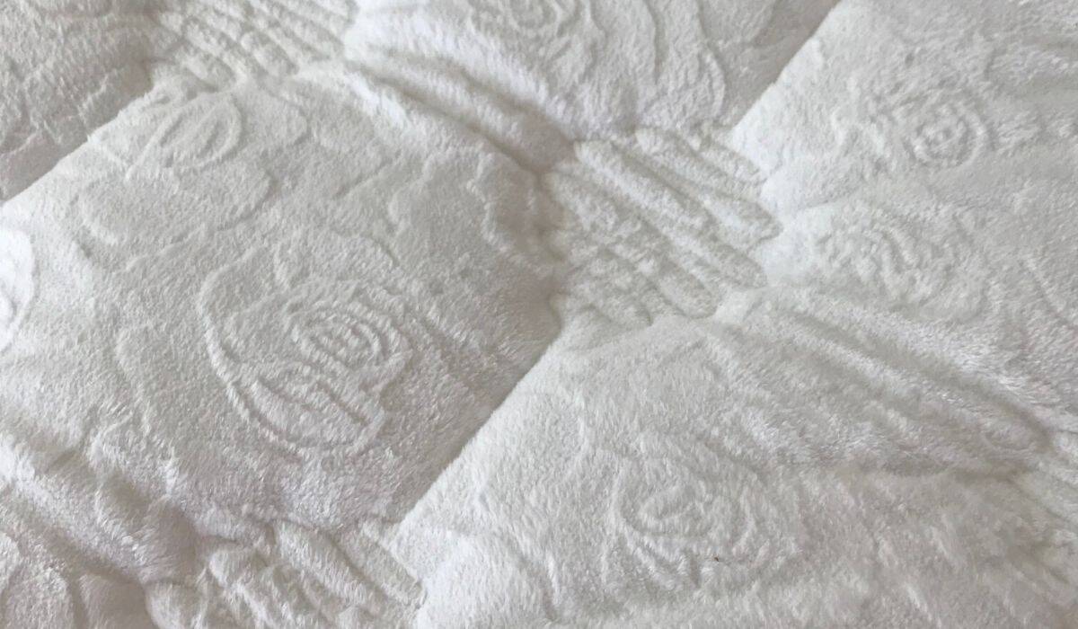 Briody 2ft6 Energex Pocket 5200 Visco Mattress - Image 2