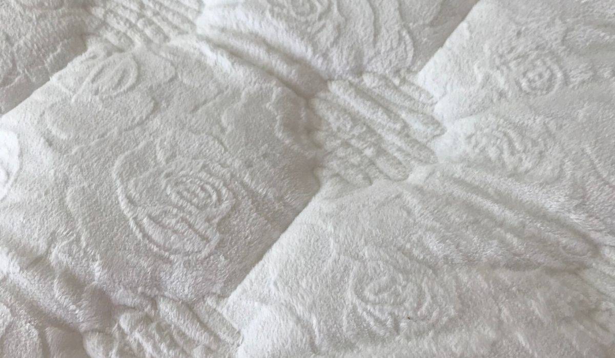 Briody 3ft6 Energex Pocket 5200 Visco Mattress - Image 2