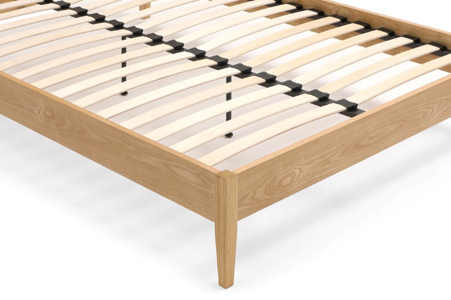 Ezra 4ft6 Rattan Bedframe - Oak - Image 3