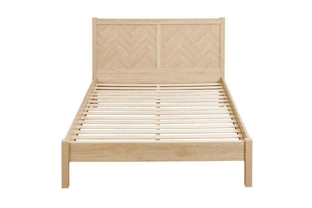 Herringford 5ft Bedframe - Oak - Image 7
