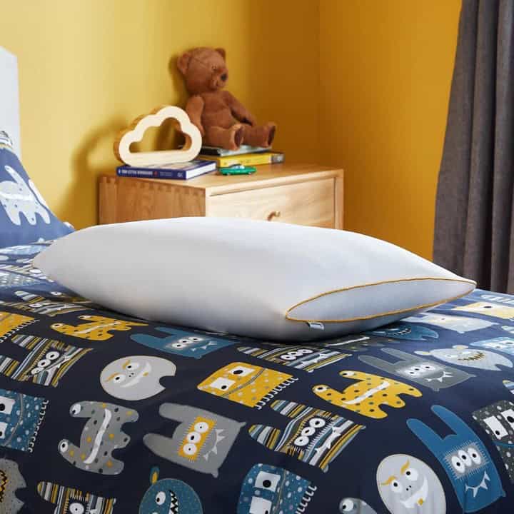 Silentnight Healthy Growth Kids Breathable Pillow - Image 2