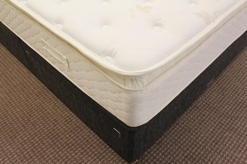 King Koil 4ft6 Five Star Support Pillow Top 2 Drawer Bed - Image 3