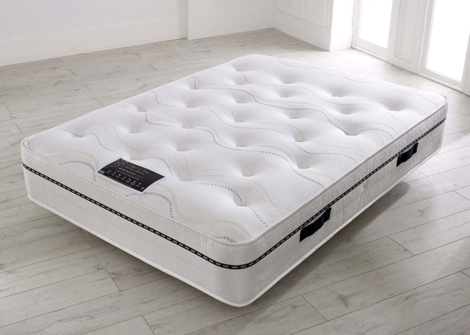 Edgar & Jones 4ft Kensington 3300 Pocket Mattress - Image 2