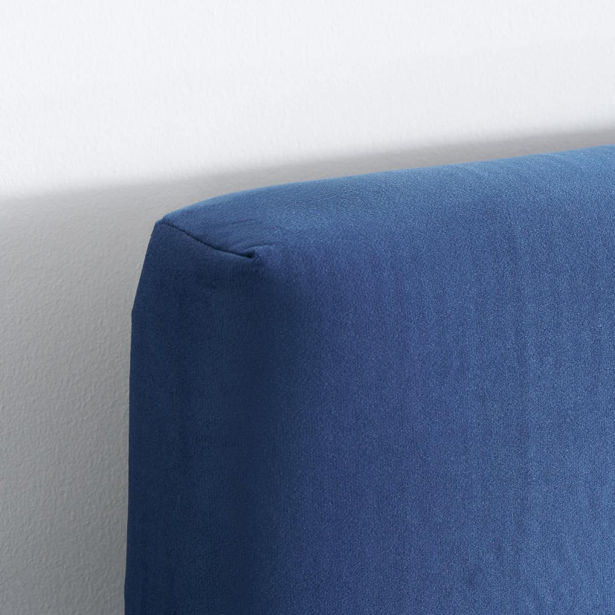 Loxley 4ft Ottoman Bedframe - Blue Velvet - Image 5