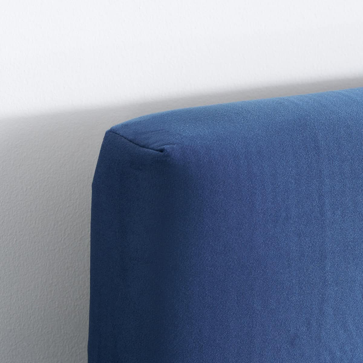 Loxley 4ft6 Bedframe - Blue Velvet - Image 4