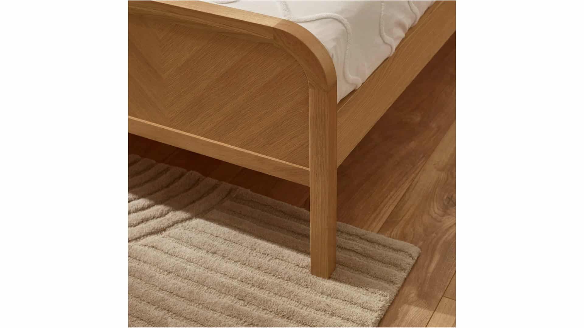 Milton Chevron 4ft6 Bedframe - Oak - Image 4