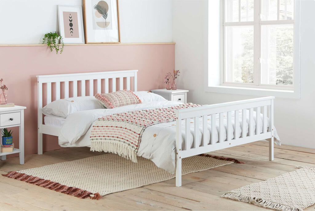 4ft6 Oxford Bedframe - White