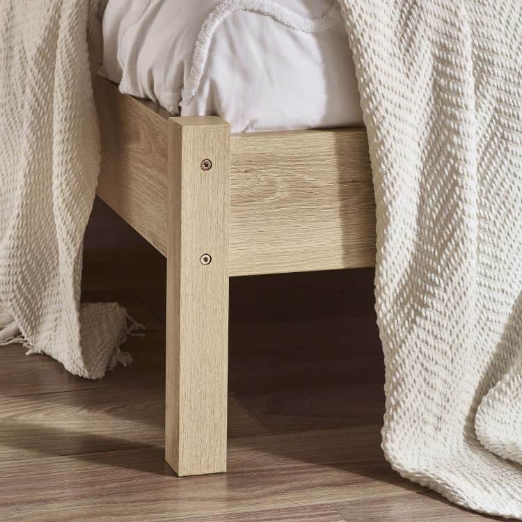 Corbridge 4ft6 Rattan Bedframe - Oak - Image 2