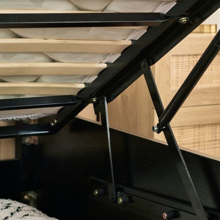 Corbridge 5ft Rattan Ottoman Bedframe - Black - Image 5