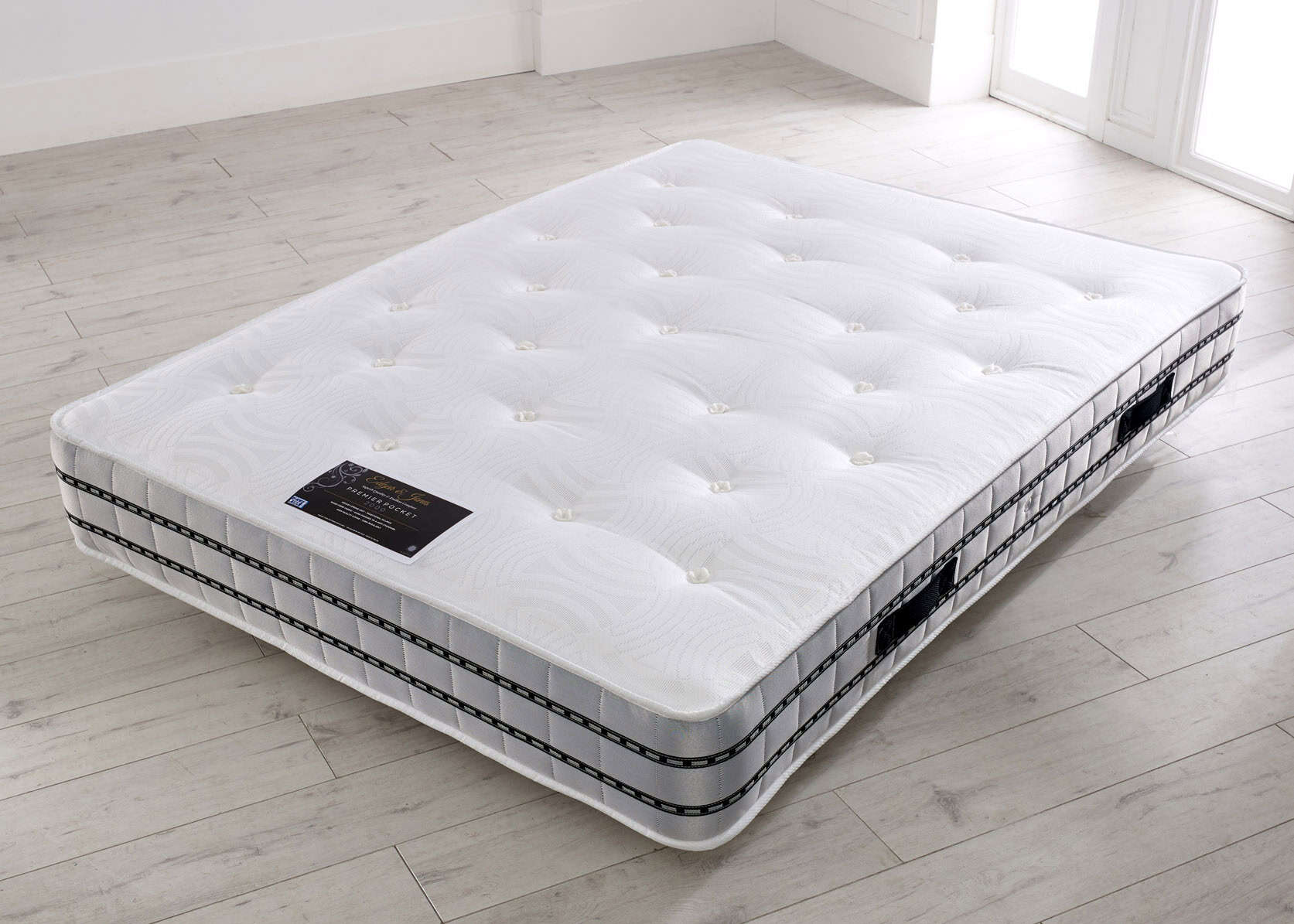 Edgar & Jones 4ft6 Premier Pocket 2000 Mattress - Image 4