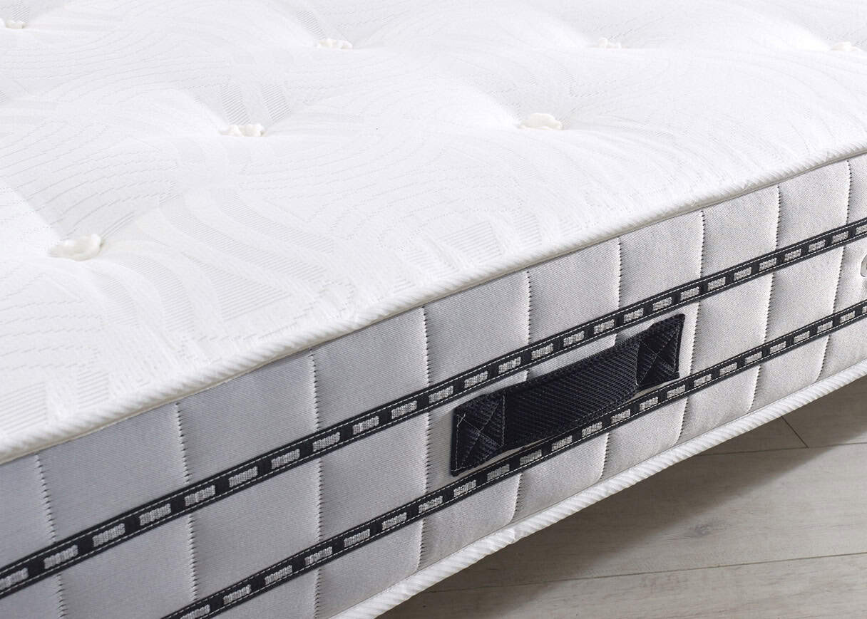 Edgar & Jones 4ft6 Premier Pocket 2000 Mattress - Image 3