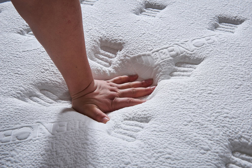 SleepSoul 4ft6 Space Orthopaedic 4000 Pocket Mattress - Image 12