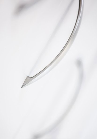 Baker Furniture Tenby 2 Drawer Bedside - Image 4