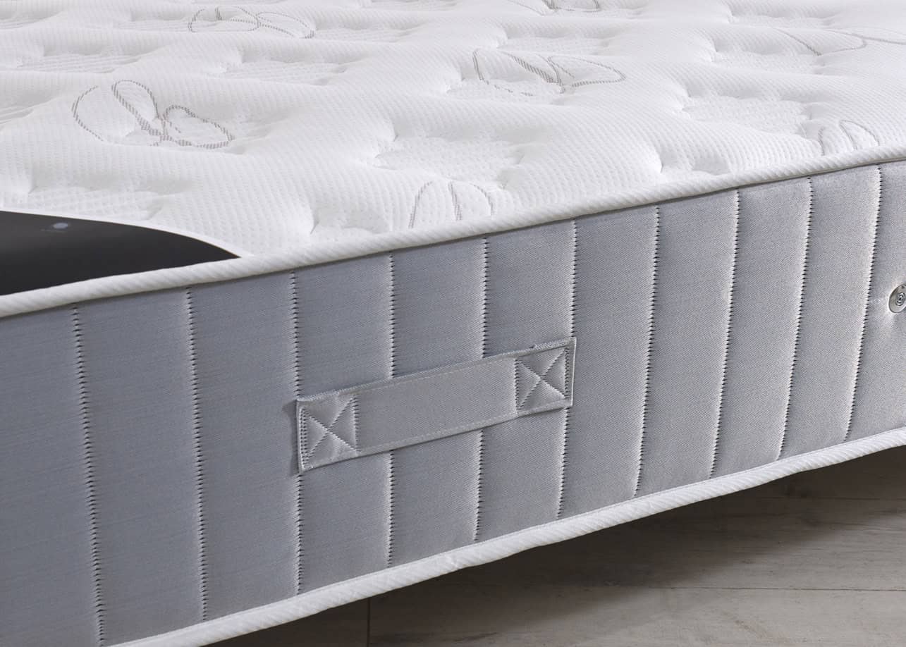 Edgar & Jones 4ft Therafirm Mattress - Image 4